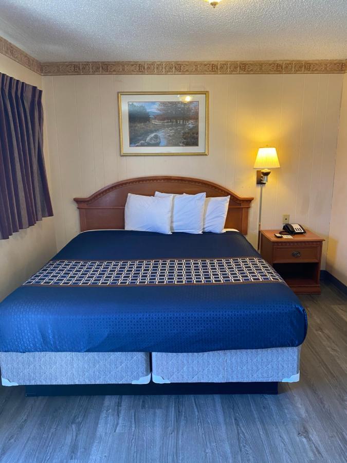 Western Skies Motel Кларендон Екстер'єр фото